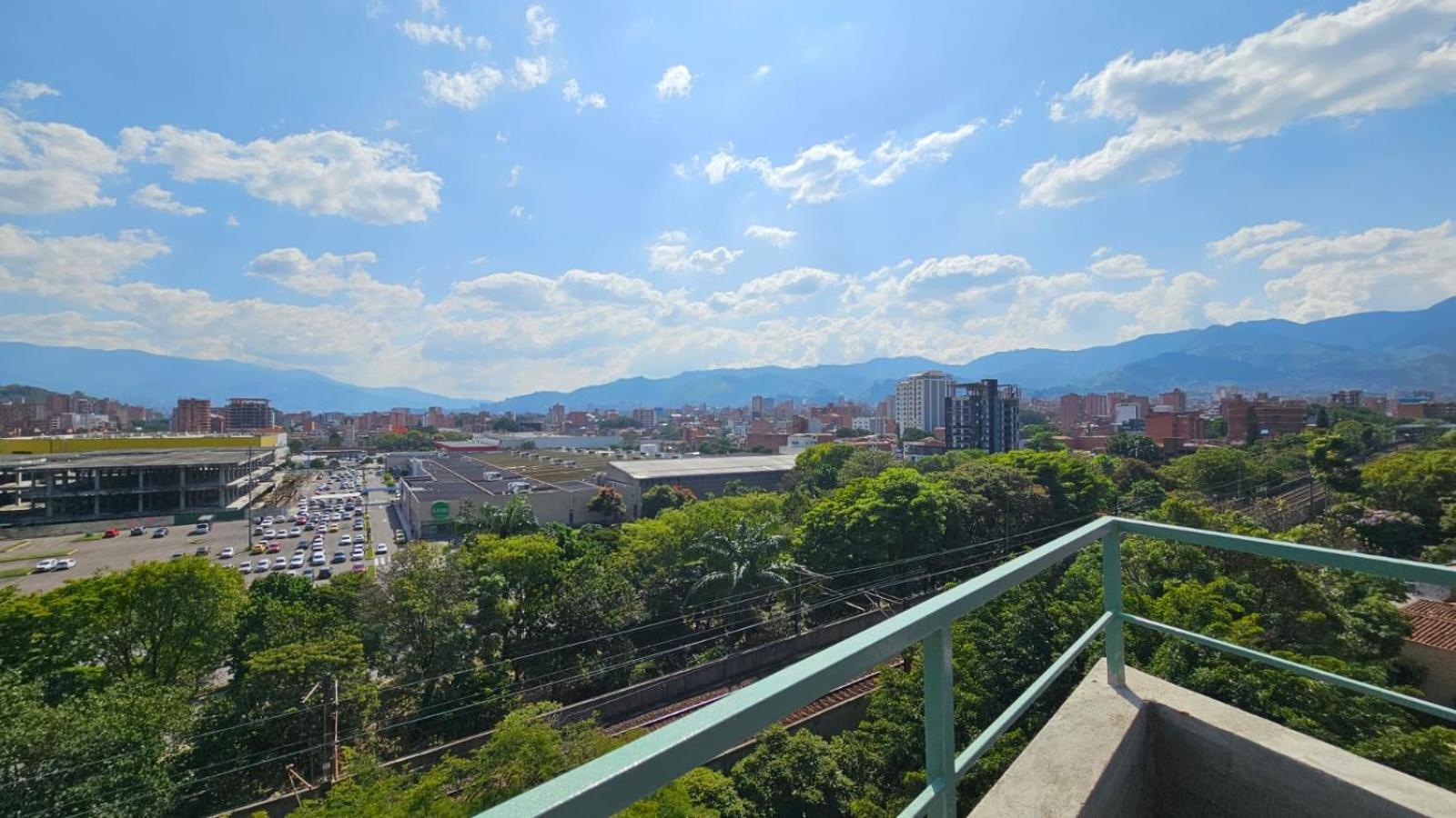 B 48 Living By B Rent Apartment Medellin Ngoại thất bức ảnh